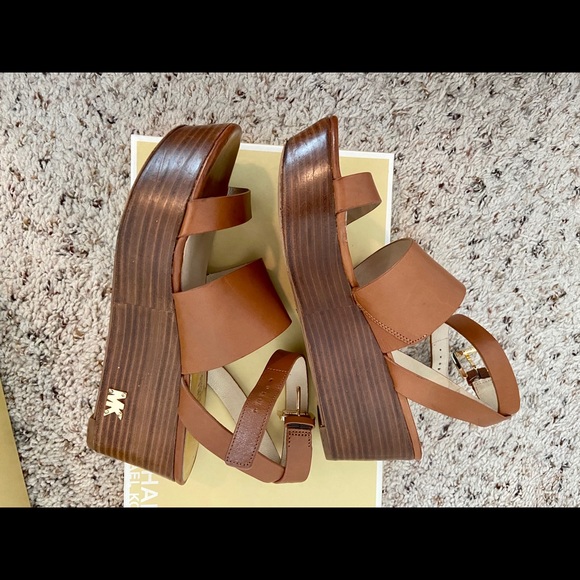 Michael Kors Brown Leather Wedge Sandals Platform - Picture 1 of 5